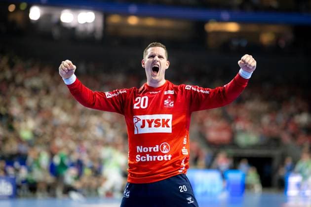 Bilder des Jahres 2024, Sport 04 April Sport Themen der Woche KW15 Sport Bilder des Tages 14.04.2024 - DHB-Pokal Rewe Final 4 - Fuechse Berlin - SG Flensburg-Handewitt Kevin Moller (Torhueter, Flensburg) Koeln Lanxess Arena Nordrhein-Westfalen Deutschland KlausTrotter-20240414-0202