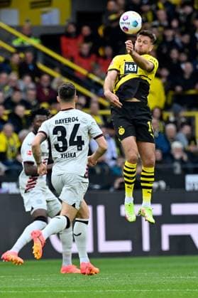 21.04.2024, xjrdrx, Fussball 1.Bundesliga, Borussia Dortmund - Bayer 04 Leverkusen emspor, v.l. Granit Xhaka (Bayer Leverkusen) Niclas Füllkrug (Borussia Dortmund) Zweikampf, Aktion, action, battle for the ball (DFL DFB REGULATIONS PROHIBIT ANY USE OF PHOTOGRAPHS as IMAGE SEQUENCES and or QUASI-VIDEO) Dortmund