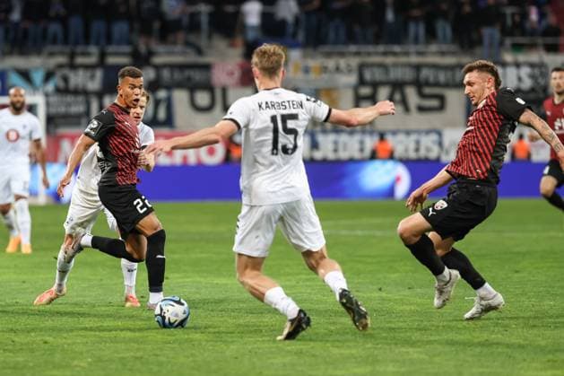 3. Liga; FC Ingolstadt 04 - SV Waldhof Mannheim; Marcel Costly (22, FCI) Karbstein Malte (15 SVWM) Julian Kügel (31, FCI) 3. Liga - FC Ingolstadt 04 Saison 2023 2024 SV Waldhof Mannheim