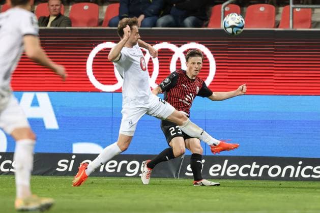3. Liga; FC Ingolstadt 04 - SV Waldhof Mannheim; Moritz Seiffert (23, FCI) 3. Liga - FC Ingolstadt 04 Saison 2023 2024 SV Waldhof Mannheim