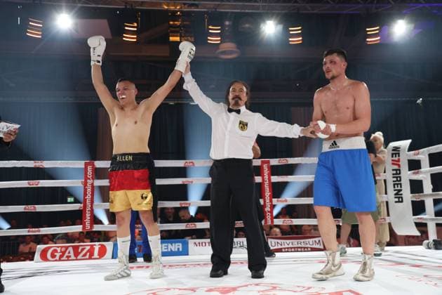 Bilder des Jahres 2024, Sport 05 Mai Sport Themen der Woche KW19 Sport Bilder des Tages Boxen: Universum Boxing Night 12, Köln, 11.05.2024 Allen Bauer (GER) - Kevin Kirchner (GER) Köln Germany