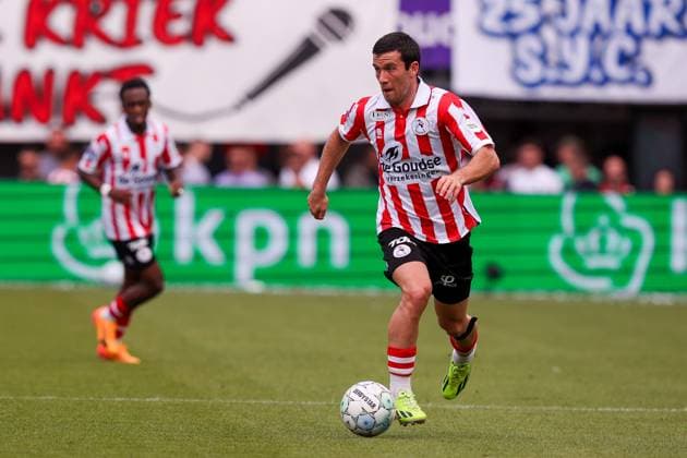 2024-05-19 Sparta Rotterdam v SC Heerenveen - Dutch Eredivisie ROTTERDAM, NETHERLANDS - MAY 19: Pelle Clement of Sparta Rotterdam shoots the ball during the Dutch Eredivisie match between Sparta Rotterdam and SC Heerenveen at Sparta-stadion Het Kasteel on May 19, 2024 in Rotterdam, Netherlands. (Photo by Hans van der Valk BSR Agency) Rotterdam Netherlands Content not available for redistribution in The Netherlands directly or indirectly through any third parties. Copyright: xBSRxAgencyx