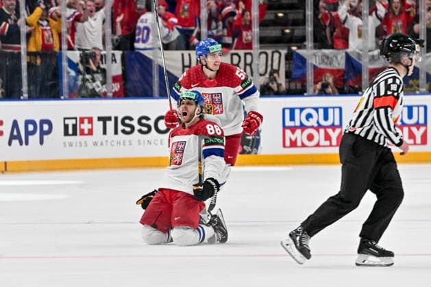 Bilder des Jahres 2024, Sport 05 Mai Sport Themen der Woche KW21 Sport Bilder des Tages PRAGUE, CZECH REPUBLIC - MAY 26: David Pastrnak of Czechia celebrate his goal during 2024 IIHF Ice hockey, Eishockey World Championship, WM, Weltmeisterschaft Czechia Final match between Switzerland and Czech Republic at Prague Arena on May 26, 2024 in Prague, Czech Republic. Prague Prague Arena Czech Republic Copyright: xJustPictures.ch AndreaxBrancax jp-en-EuSpIm-AB_26052024_AAB_0779