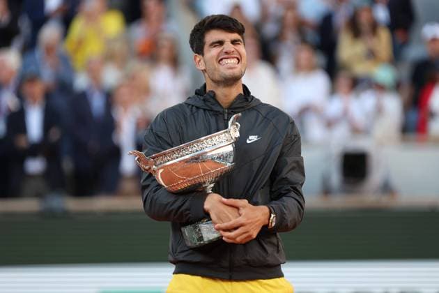 Bilder des Jahres 2024, Sport 06 Juni Sport Themen der Woche KW23 Sport Bilder des Tages ROLAND GARROS PHOTOPQR LE PARISIEN Le Parisien Arnaud Journois ; PARIS ; 09 06 2024 ; TENNIS , ROLAND GARROS 2024 , SIMPLE MESSIEURS , COURT PHILIPPE CHATRIER 09 06 2024 FINALE CARLOS ALCARAZ vs ALEXANDER ZVEREV PHOTO LE PARISIEN ARNAUD JOURNOIS French Tennis Open in Roland Garros in Paris on June 9, 2024
