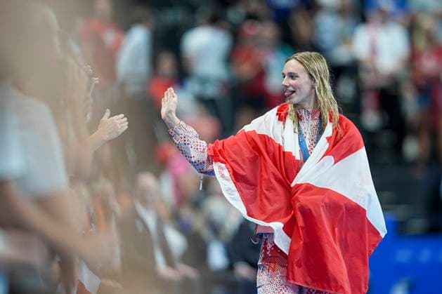 Bilder des Jahres 2024, Sport 08 August Sport Themen der Woche KW31 Sport Bilder des Tages NANTERRE, FRANCE - AUGUST 3: Summer Mcintosh of Canada celebrated by the fans for her Gold Medal during the Women s 200m Individual Medley Medals Ceremony on day eight of the Olympic Games, Olympische Spiele, Olympia, OS Paris 2024 at Paris La Defense Arena on August 3, 2024 in Nanterre, France. Nanterre Paris La Defense Arena France Copyright: xJustPictures.ch EurasiaxSportxImagesx jp-en-EuSpIm-JPH01943