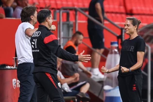 3. Liga; FC Ingolstadt 04 - SV Waldhof Mannheim; Spiel ist aus. Sieg Jubel Freude an der Seitenlinie, Spielerbank Cheftrainerin Sabrina Wittmann (FCI) Co-Trainer Ilia Gurev (FCI) Sportdirektor Ivica Grlic (FCI) Co-Trainer Fabian Reichler (FCI) 3. Liga - FC Ingolstadt 04 Saison 2024 2025 SV Waldhof Mannheim