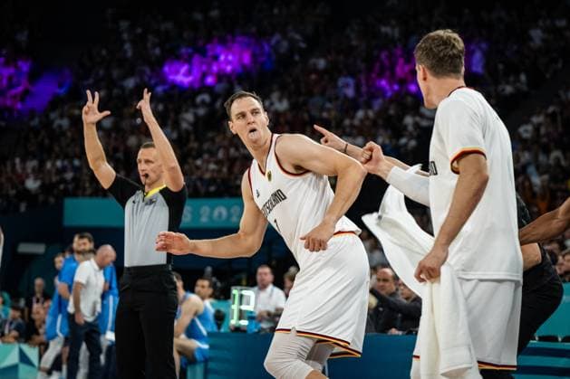 Olympische Spiele Paris 2024 Basketball Paris 06.08.2024 Viertelfinale Männer Herren Deutschland (GER) - Griechenland Johannes Voigtmann (Deutschland, No.07)