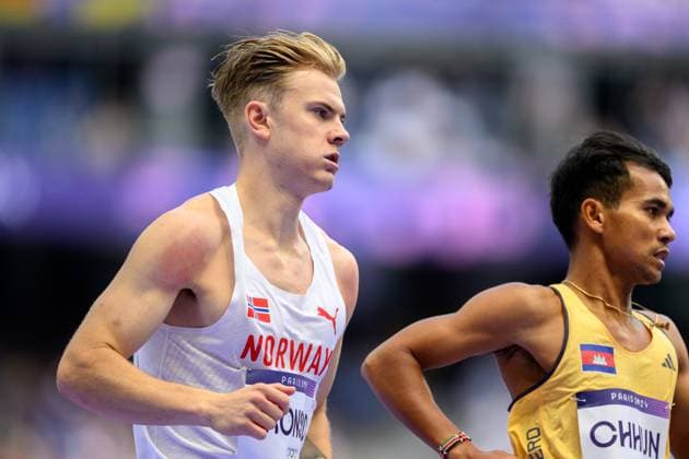 240807 Tobias Gronstad of Norway competes in a men s athletics 800 meters round 1 heat during day 12 of the Paris 2024 Olympic Games, Olympische Spiele, Olympia, OS on August 7, 2024 in Paris. Photo: Vegard Grott BILDBYRAN kod VG JM0599 bbeng friidrott athletics friidrett olympic games olympics os ol olympiska spel olympiske leker paris 2024 paris-os paris-ol norge Copyright: VEGARDxGRoTT BB240807VG049