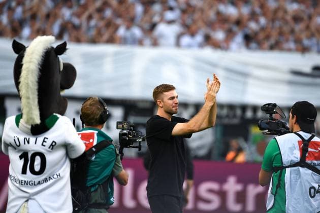 Bilder des Jahres 2024, Sport 08 August Sport Themen der Woche KW34 Christoph Kramer wurde vor dem Spiel offiziell verabschiedet 23.08.2024, Fussball 1. Bundesliga, 1. Spieltag, Saison 2024 2025 Borussia Mönchengladbach - Bayer 04 Leverkusen 2:3 Moenchengladbach Borussia Park Nordrhein Westfalen Deutschland