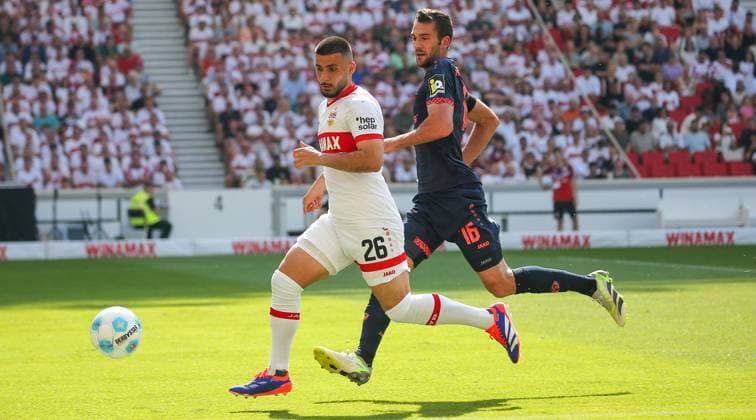 31.08.2024, Deutschland, Stuttgart, Fußball Bundesliga, Saison 2024 2025, VfB Stuttgart vs. 1. FSV Mainz, v.l. Deniz Undav (VfB), Stefan Bell (Mainz) Gemäß den Vorgaben der DFL Deutsche Fußball Liga ist es untersagt, in dem Stadion und oder vom Spiel angefertigte Fotoaufnahmen in Form von Sequenzbildern und oder videoähnlichen Fotostrecken zu verwerten bzw. verwerten zu lassen.