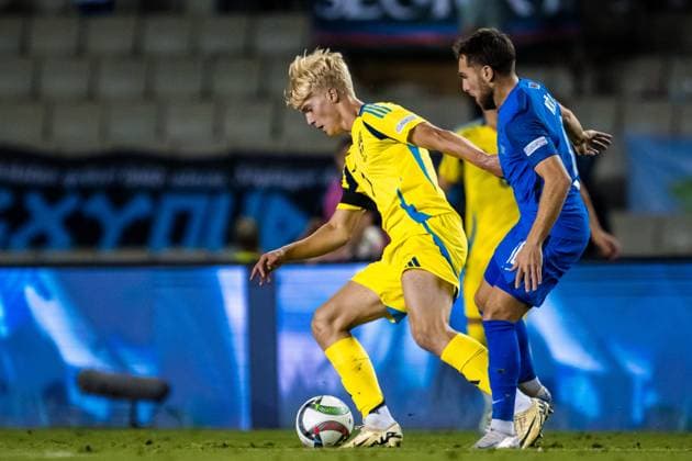 240905 Lucas Bergvall of Sweden during the Nations League football match between Azerbaijan and Sweden on September 5, 2024 in Baku. Photo: Maxim Thore BILDBYRAN kod MT MT0666 fotboll, football, soccer, fotball,nations league,azerbajdzjan, Copyright: MAXIMxTHORE BB240905MT174