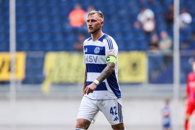Fussball, FVN Niederrheinpokal Saison 2024 2025 2. Runde MSV Duisburg - Sportfreunde Hamborn 07 07.09.2024, schauinsland-reisen-arena Alexander Hahn (MSV Duisburg, 42) Duisburg schauinsland-reisen-arena Nordrhein-Westfahlen Deutschland
