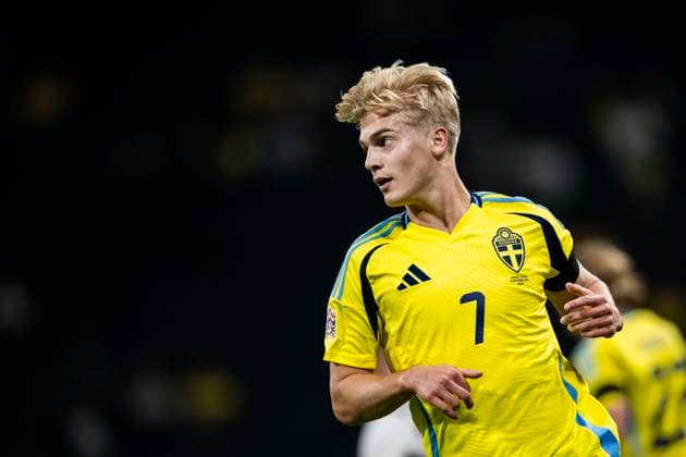 240908 Lucas Bergvall of Sweden during the Nations League football match between Sweden and Estonia on September 8, 2024 in Stockholm. Photo: Johanna Säll BILDBYRAN kod JL JZ0568 fotboll football soccer fotball nations league sverige sweden sverige a estland estonia bbeng Copyright: JOHANNAxSÄLL BB240908ZX039