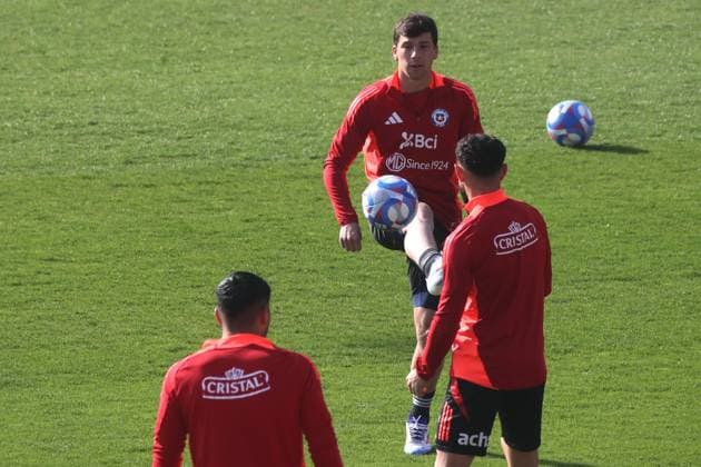 Futbol, Entrenamiento seleccion chilena. Entrenamiento seleccion chilena. Santiago, Chile. 09 09 2024 Jonnathan Oyarzun Photosport Football, Trainning session Chile. Trainnning session Chile team. Santiago, Chile. 09 09 2024 Jonnathan Oyarzun Photosport Entrenamiento seleccion chilena 09 09 2024