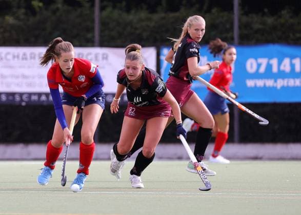 BAU 14.09.2024, Deutschland, Ludwigsburg , Hockey 2. Bundesliga Damen, HC Ludwigsburg vs. Rüsselsheimer RK, v.l. Lea Sack (RK), Carlotta Koch (HCL)