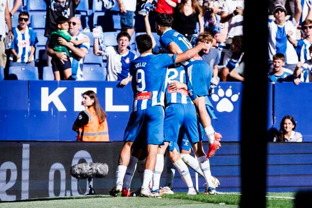 September 14, 2024, Cornella, Barcelona, SPAIN: Javi Puado of RCD Espanyol celebrates a goal with teammates during the Spanish league, La Liga EA Sports, football match played between RCD Espanyol and Deportivo Alaves at RCDE Stadium on September 14, 2024 in Barcelona, Spain. Cornella SPAIN - ZUMAa181 20240914_zaa_a181_024 Copyright: xJavierxBorregox
