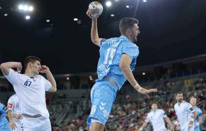 HC Zagreb v Aalborg Handbold - EHF Champions League ZAGREB, CROATIA - SEPTEMBER 18: Jack Thurin of Aalborg Handbold shots during EHF Champions League Group Phase match between HC Zagreb and Aalborg Handbold at Arena Zagreb on September 18, 2024 in Zagreb, Croatia.  SanjinxStrukic PIXSELL