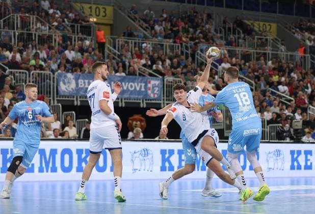 HC Zagreb v Aalborg Handbold - EHF Champions League ZAGREB, CROATIA - SEPTEMBER 18: Luka Lovre Klarica of HC Zagreb in action during EHF Champions League Group Phase match between HC Zagreb and Aalborg Handbold at Arena Zagreb on September 18, 2024 in Zagreb, Croatia.  SanjinxStrukic PIXSELL
