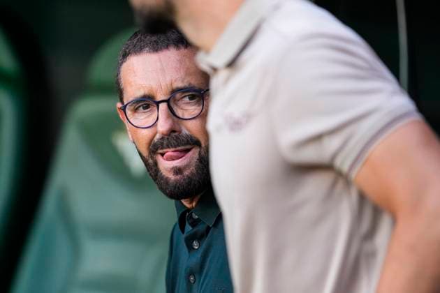 September 18, 2024, Sevilla, Sevilla, SPAIN: Jose Bordalas, head coach of Getafe CF, looks on during the Spanish league, La Liga EA Sports, football match played between Real Betis and Getafe CF at Benito Villamarin stadium on September 18, 2024, in Sevilla, Spain. Sevilla SPAIN - ZUMAa181 20240918_zaa_a181_246 Copyright: xJoaquinxCorcherox