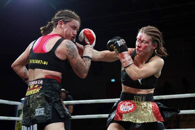 Bilder des Jahres 2024, Sport 09 September Sport Themen der Woche KW38 Boxen: P2M Box-Promotion, Hamburg boxt! Vol.4, , Hamburg, 21.09.2024 IBF-Weltmeisterschaft: Nina Meinke (GER) - Daniela Romina Bermudez (ARG) Hamburg Germany