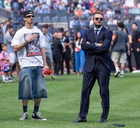September 21, 2024, New York, New York, United States: Romeo Beckham and David Beckham attends regular MLS, Fussball Herren, USA season match between NYCFC and Inter Miami CF at Yankee stadium in New York on September 21, 2024. Game ended in draw 1 - 1 New York United States - ZUMAr339 20240921_znp_r339_007 Copyright: xLevxRadinx