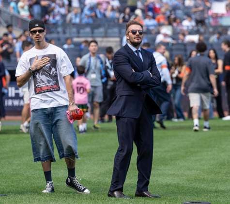 September 21, 2024, New York, New York, United States: Romeo Beckham and David Beckham attends regular MLS, Fussball Herren, USA season match between NYCFC and Inter Miami CF at Yankee stadium in New York on September 21, 2024. Game ended in draw 1 - 1 New York United States - ZUMAr339 20240921_znp_r339_014 Copyright: xLevxRadinx