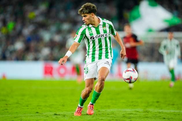 September 23, 2024, Sevilla, Sevilla, SPAIN: Abde Ezzalzouli of Real Betis in action during the Spanish league, La Liga EA Sports, football match played between Real Betis and RCD Mallorca at Benito Villamarin stadium on September 23, 2024, in Sevilla, Spain. Sevilla SPAIN - ZUMAa181 20240923_zaa_a181_135 Copyright: xJoaquinxCorcherox