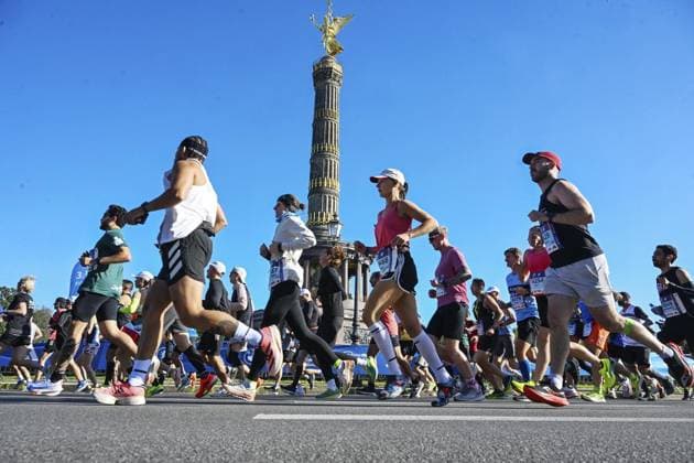50. Berlin Marathon ** NUR FÜR REDAKTIONELLE ZWECKE ** EDITORIAL USE ONLY **<p>50. Berlin Marathon, Läufer und Fans auf der Strecke, fotografiert am 29.09.2024 in Berlin. Deutschland Berlin Berlin Copyright: MaurizioxGambarini