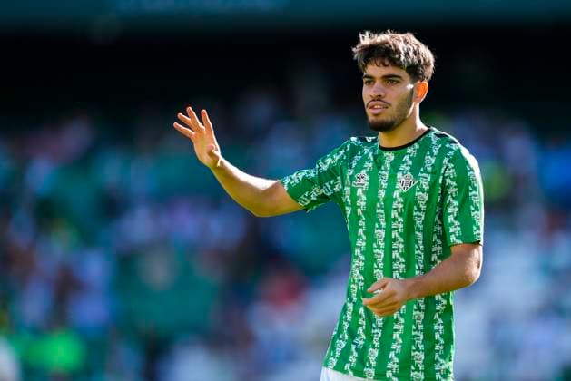 September 29, 2024, Sevilla, Sevilla, SPAIN: Abde Ezzalzouli of Real Betis warms up during the Spanish league, LaLiga EA Sports, football match played between Real Betis and RCD Espanyol de Barcelona at Benito Villamarin stadium on September 29, 2024, in Sevilla, Spain. Sevilla SPAIN - ZUMAa181 20240929_zaa_a181_233 Copyright: xJoaquinxCorcherox