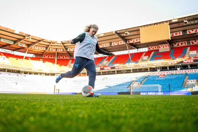 241028 Signe Gaupset of the Norwegian women s national football team during a training session on October 28, 2024 in Oslo. Photo: Vegard Grott BILDBYRAN kod VG VG0682 bbeng fotboll football soccer fotball norge norway women dam UEFA EURO, EM, Europameisterschaft,Fussball Qualifier, EM, Europameisterschaft em-kvalifisering kvinner em-kvalik em-kval träning practice training trening Copyright: VEGARDxGRoTT BB241028VG073