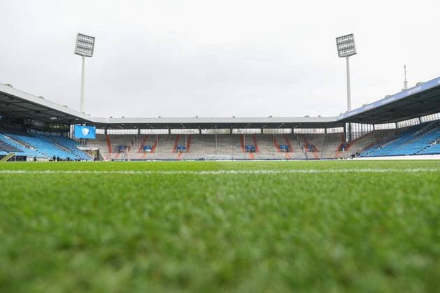 1. Bundesliga - VfL Bochum - FC Bayern München am 27.10.2024 im Vonovia Ruhrstadion in Bochum Stadionfoto Ostkurve des VfL Bochum - Feature, Symbol, Symbolfoto, charakteristisch, Detail