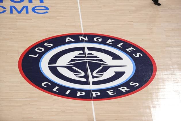 INGLEWOOD, CA - NOVEMBER 2 : LA Clippers halfcourt logo during the Oklahoma City Thunder vs Los Angeles Clippers on November 02, 2024, at the Intuit Dome in Inglewood, California. (Photo by Jevone Moore Icon Sportswire) NBA, Basketball Herren, USA NOV 02 Thunder at LA Clippers EDITORIAL USE ONLY Icon20241102039