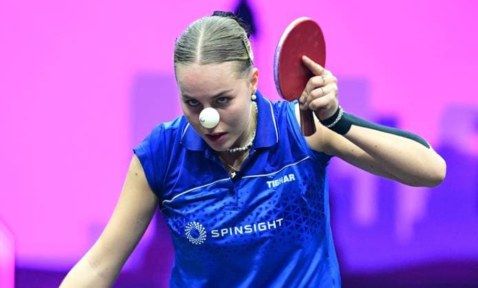 Bilder des Jahres 2024, Sport 11 November Sport Themen der Woche KW45 Sport Bilder des Tages KAUFMANN_Annett-GER-WTT_Champions_Frankfurt-2024-11-5-DSC_4566 WTT Champions Frankfurt, 1. Runde (Beste 32). Annett KAUFMANN, Deutschland, 18 Jahre altes Talent vom SV DJK Kolbermoor, EM-Dritte im Mixed 2024, Nachwuchs-Europameisterin aller Altersklassen und Jugend-WM-Dritte 2023, unterliegt in der ersten WTT Champions gegen die Weltranglistenzwölfte Qian Tinyi (China) Frankfurt Süwag Energie ARENA, former Ballsporthalle Frankfurt Germany, Deutschland