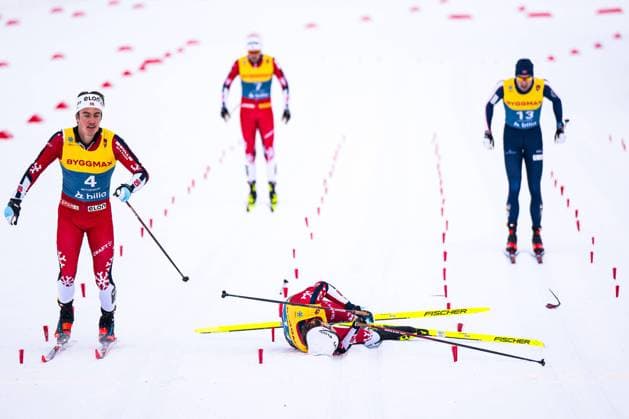 Bilder des Jahres 2024, Sport 11 November Sport Themen der Woche KW47 Sport Bilder des Tages 241122 Amund Korsaeth of Norway in pain during the men™s cross-country skiing sprint semi-final during Beitosprinten 2020 on November 22, 2024 in Beitostolen. Photo: Marius Simensen BILDBYRAN COP 238 bbeng beitosprinten beitostolen cross-country skiing langrenn mens sprint norge skidor Copyright: MARIUSxSIMENSEN BB241122BB406