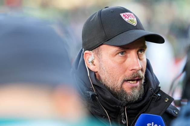 Trainer Sebastian Hoeness (VfB Stuttgart, Trainer) im Interview, GER, SV Werder Bremen vs. VfB Stuttgart, Fußball, Bundesliga, Spieltag 12, Saison 2024 2025, 30.11.2024 DFL REGULATIONS PROHIBIT ANY USE OF PHOTOGRAPHS AS IMAGE SEQUENCES AND OR QUASI-VIDEO GER, SV Werder Bremen vs. VfB Stuttgart, Fußball, Bundesliga, Spieltag 12, Saison 2024 2025, 30.11.2024 Bremen Copyright: xEibner-Pressefoto MaxxVincenx EP_MVN