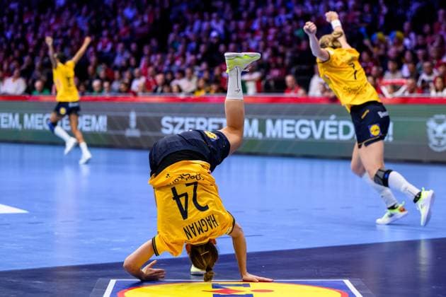 Bilder des Jahres 2024, Sport 11 November Sport Themen der Woche KW48 Sport Bilder des Tages 241130 Nathalie Hagman of Sweden during the EHF Women s European Championship, EM, Europameisterschaft handball match between Sweden and Hungary on November 30, 2024 in Debrecen. Photo: Jesper Zerman BILDBYRAN kod JZ JZ0595 handball handboll handball bbeng em handball-em handbolls-em ehf handball european championship european handball championship 2024 european championship 2024 sweden sverige ungern hungary dam jubel Copyright: JESPERxZERMAN BB241130JZ132