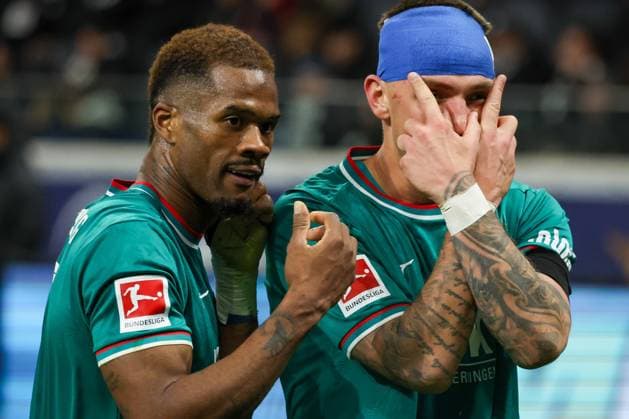 Bilder des Jahres 2024, Sport 12 Dezember Sport Themen der Woche KW 49 Sport Bilder des Tages Torjubel von Phillip Tietz 21 (FC Augsburg), Eintracht Frankfurt vs. FC Augsburg, Fussball, 1. Bundesliga, 13. Spieltag, 07.12.2024 DFB regulations prohibit any use of photographs as image sequences and or quasi-video Frankfurt Hessen Deutschland