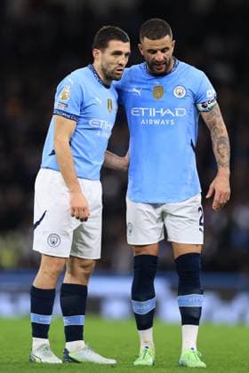 Manchester City v Manchester United, ManU 15 December 2024 - Premier League - Manchester City v Manchester United - Mateo Kovacic of Manchester City in conversation with Kyle Walker of Manchester City - Photo: Simon Stacpoole Offside. Manchester UK Copyright: xSimonxStacpoolexOffside