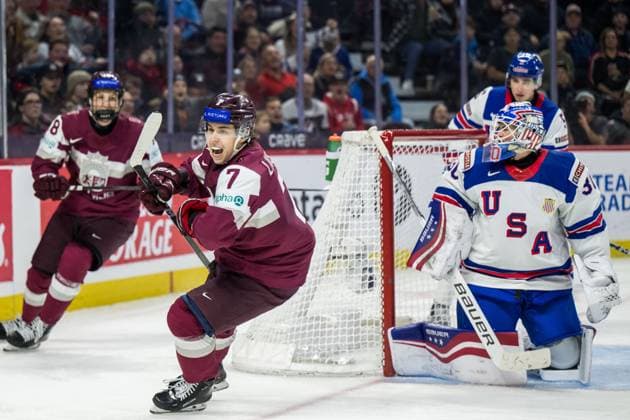 Bilder des Jahres 2024, Sport 12 Dezember Sport Themen der Woche KW52 Sport Bilder des Tages 241228 Davids Livsics of Latvia celebrates during scoring 1-4 during the 2025 IIHF World Junior Championship game between Latvia and USA on December 28, 2024 in Ottawa. Photo: Mathias Bergeld BILDBYRAN kod MB MB1030 ishockey Ice hockey, Eishockey jvm junior-vm u20 2025 iihf world junior championship world juniors lettland latvia usa 3 bbeng jubel Copyright: MATHIASxBERGELD BB241228MB043