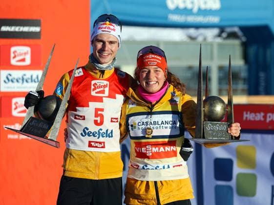 Bilder des Jahres 2025, Sport 02 Februar Sport Themen der Woche KW05 Sport Bilder des Tages Seefeld, Österreich, 02. Februar 2025: FIS NORDIC COMBINED WORLD CUP, Weltcup Nordische Kombination, Nordic Triple, Seefeld, Langlauf, Herren Die beiden deutschen Tagessieger und Gesamtsieger mit dem Pokal in den Händen: GEIGER Vinzenz (GER) (li.) mit ARMBRUSTER Nathalie (re.)