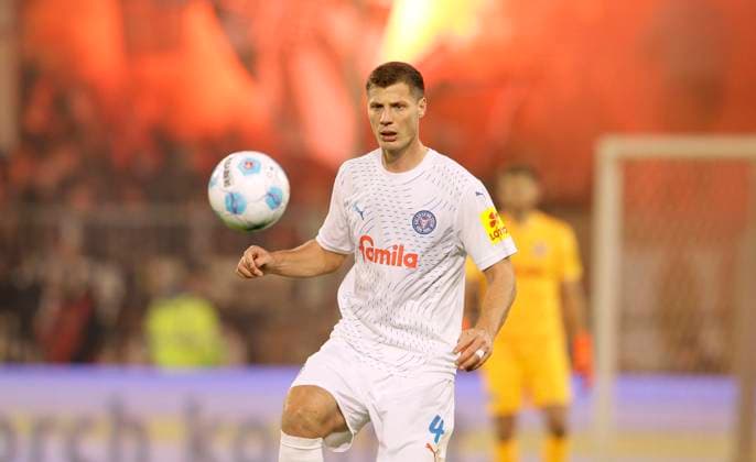 Foto : Patrick ERRAS (Kiel) Fussball 1. Bundesliga , am Fr. 29.11.2024 FC St. Pauli - Holstein Kiel