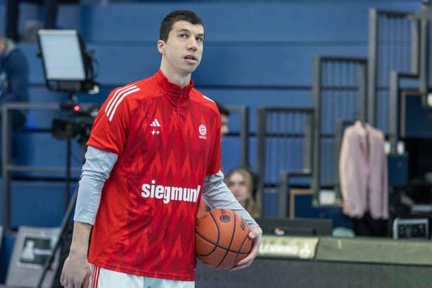 easyCredit Basketball Bundesliga, BBL, VIMODROM TOP FOUR 2025, Herren. 14.02.2025, FC Bayern München Basketball - Syntainics MBC, Halbfinale 1. Vladimir Lucic (FC Bayern München Basketball, No 11) Copyright. Alexander Trienitz.