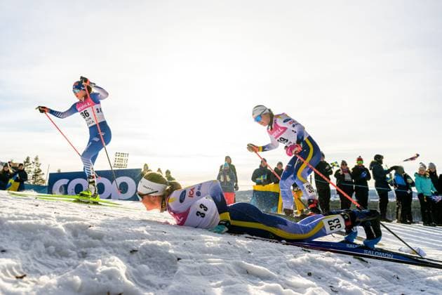 Bilder des Jahres 2025, Sport 02 Februar Sport Themen der Woche KW07 Sport Bilder des Tages 250216 Vilma Nissinen of Finland, Evelina Crusell of Sweden and Lisa Ingesson of Sweden competes in the women s 20 km mass start during the FIS Cross-Country World Cup on February 16, 2025 in Falun. Photo: Simon Hastegard BILDBYRAN kod SH SH0590 skidor cross-country skiing langrenn världscupen fis cross country world cup masstart mass start fis cross-country world cup dam bbeng sweden sverige Copyright: SIMONxHASTEGARD BB250216SH097