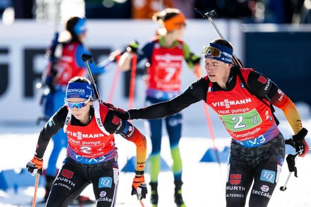 Bilder des Jahres 2025, Sport 02 Februar Sport Themen der Woche KW08 250220 Franziska Preuss of Germany and Justus Strelow of Germany compete in single mixed relay during the IBU Biathlon World Championships on February 20, 2025 in Lenzerheide. Photo: Petter Arvidson BILDBYRAN kod PA PA0984 bbeng skidskytte biathlon skiskyting skidskytte-vm vm ibu world championships biathlon world championships stafett singelmixstafett single mixed relay Copyright: PETTERxARVIDSON BB250220PA061