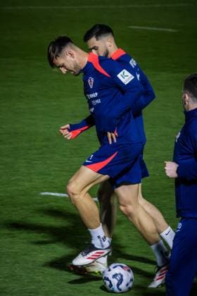 Training session of Croatian National Football Team Croatia s Marin Pongracic warms up during training session of Croatian National Football Team at Poljud Stadium on March 17, 2025 in Split, Croatia. Croatia will play UEFA League of Nations match against France on March 20.  ZvonimirxBarisin PIXSELL