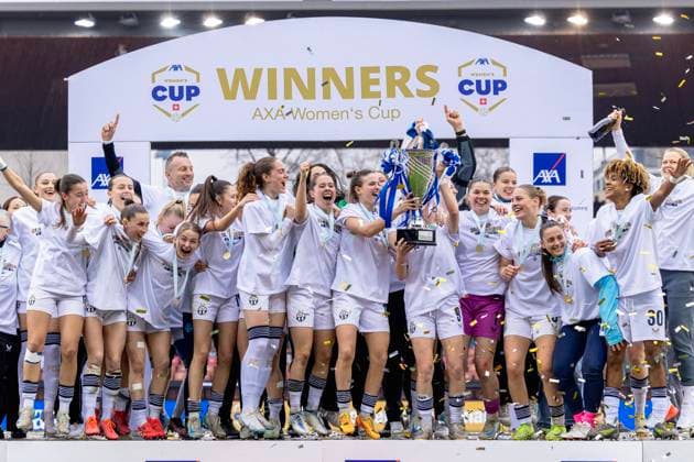 Bilder des Jahres 2025, Sport 03 März Sport Themen der Woche KW13 Zurich, Switzerland, March 29st 2025: FC Zurich players cheers at the end of the AXA Womens Cup Final soccer match between FC Basel 1893 and FC Zurich at Letzigrund in Zurich, Switzerland. Philipp Kresnik (Philipp Kresnik SPP) Copyright: xPhilippxKresnikx xSPPx spp-en-PhKrSp-_KRE5827-Verbessert-RR