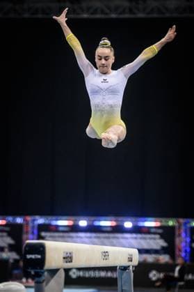 Bilder des Jahres 2025, Sport 03 März Madita Mayr (GER, TSV Jetzendorf) - Schwebebalken 40. EnBW DTB Pokal, 29.03.2025, Stuttgart (Porsche Arena), GER 40. EnBW DTB Pokal, 29.03.2025, Stuttgart (Porsche Arena), GER Stuttgart Copyright: xSandyxDinkelackerx EP_SDR