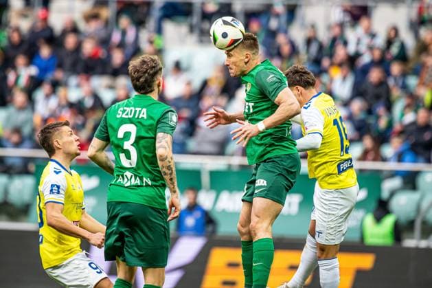 05.04.2025 WROCLAW, TARCZYNSKI ARENA, PILKA NOZNA (FOOTBALL), PKO BANK POLSKI EKSTRAKLASA ( PKO EKSTRAKLASA POLISH LEAGUE ), SEZON 2024 2025 MECZ WKS SLASK WROCLAW - MOTOR LUBLIN NZ JEHOR MACENKO YEHOR MATSENKO FOTO LUKASZ SKWIOT CYFRASPORT NEWSPIX.PL --- Newspix.pl POLAND OUT!  20250405CSLS037