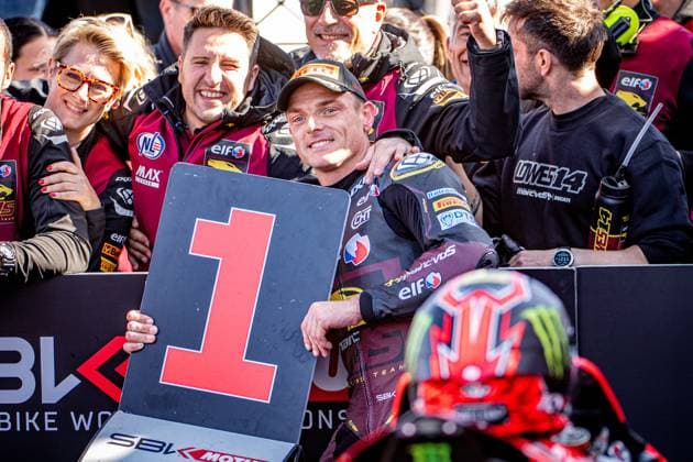 Bilder des Jahres 2025, Sport 04 April Sport Themen der Woche KW15 World SBK Superbike World Championship, WM, Weltmeisterschaft Assen, 12.04.2025 Sam Lowes (Elf Marc VDS Racing Team, Ducati Panigale V4R 14) freut sich über seine erste Superpole; World SBK Superbike World Championship Assen, 12.04.2025 Copyright: xBEAUTIFULxSPORTS Erlhofx