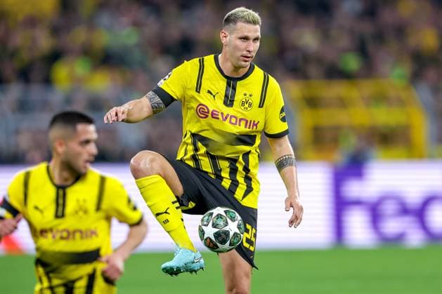 15.04.2025, Fußball, UEFA Champions League, Borussia Dortmund - FC Barcelona, Barca BVB Stadion, Viertelfinale, Saison 2024 2025: Niklas Süle (BVB 25) Regulations prohibit any use of photographs as image sequences and or quasi-video. Nordrhein-Westfalen Deutschland